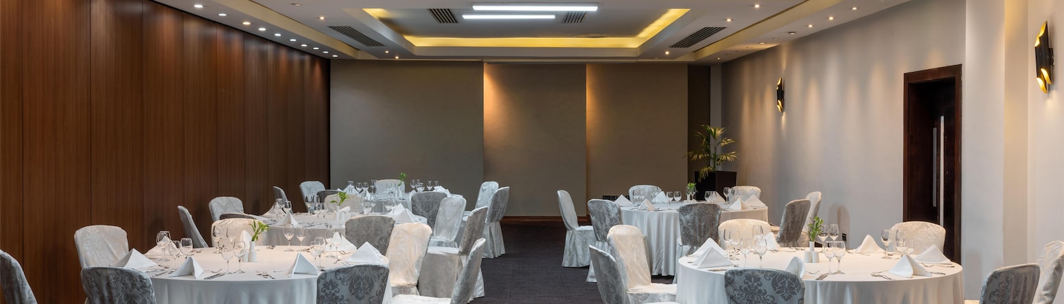 Radisson Blu Hotel, Addis Ababa - Sholla Meeting Room Weeding Setup