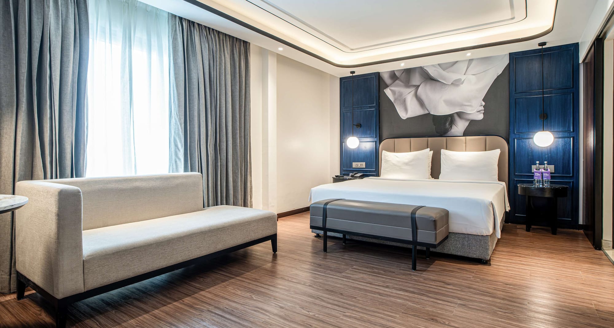 Radisson Blu Hotel, Ahmedabad - Jr Suite Room