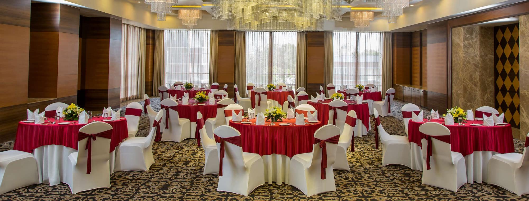 Radisson Blu Hotel Ahmedabad - Meeting Room Wedding Setup