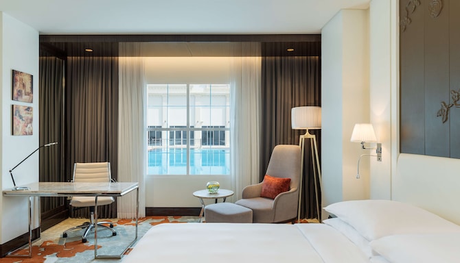 Radisson Blu Hotel, Ajman - Guest room