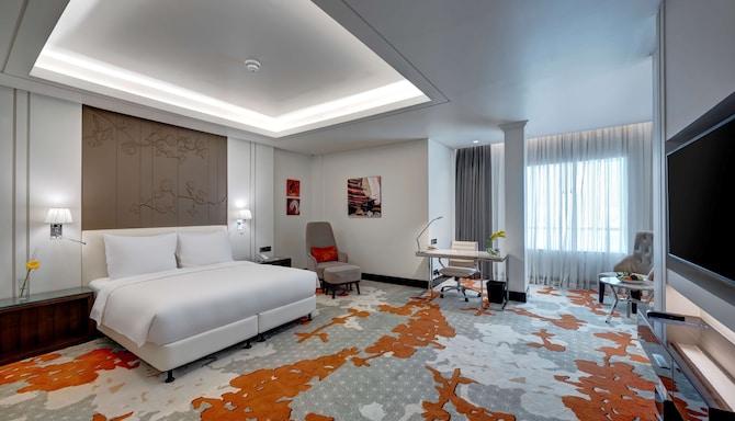 Radisson Blu Hotel, Ajman - Junior Suite with Lounge Access