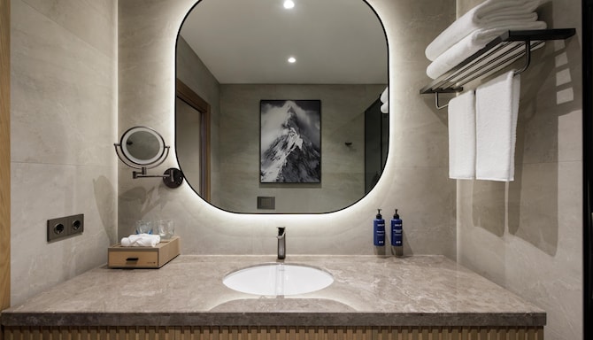 Radisson Blu Hotel, Almaty Airport - Люкс ванна