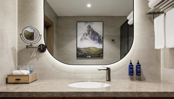 Radisson Blu Hotel, Almaty Airport - Люкс ванна