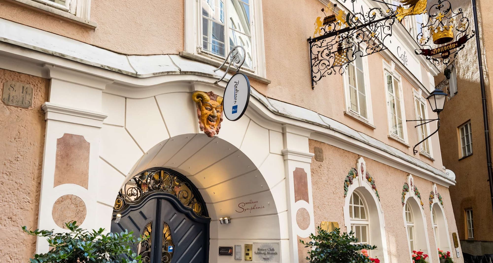 Radisson Blu Hotel, Altstadt Salzburg - Entrance at Judengasse