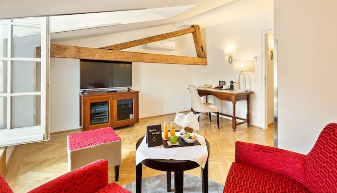 Radisson Blu Hotel, Altstadt Salzburg - One Bedroom Suite
