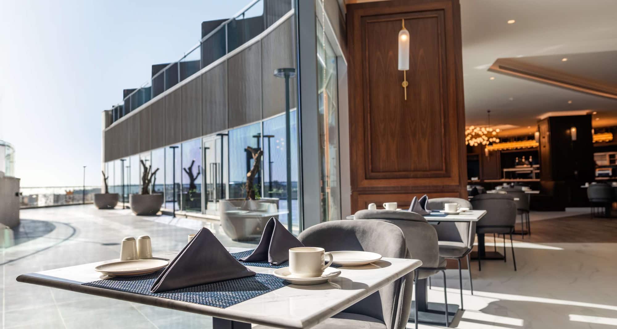 Radisson Blu Hotel, Amman Galleria Mall - L'Olivier