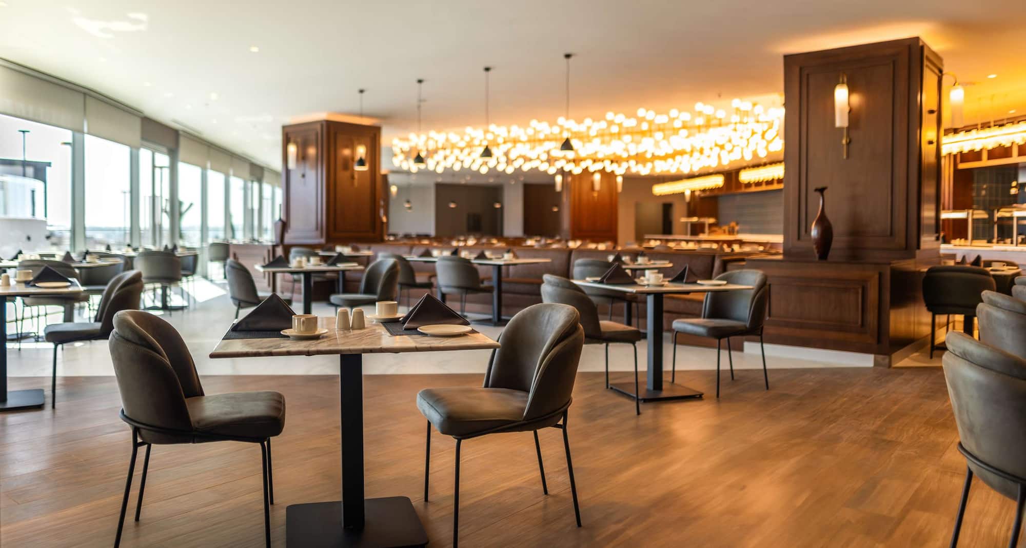 Radisson Blu Hotel, Amman Galleria Mall - L'Olivier