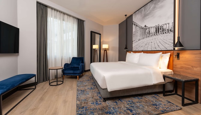 Radisson Blu Hotel, Amman Galleria Mall - Junior Suite