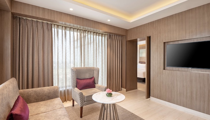 Radisson Blu Hotel Amritsar - Junior Suite
