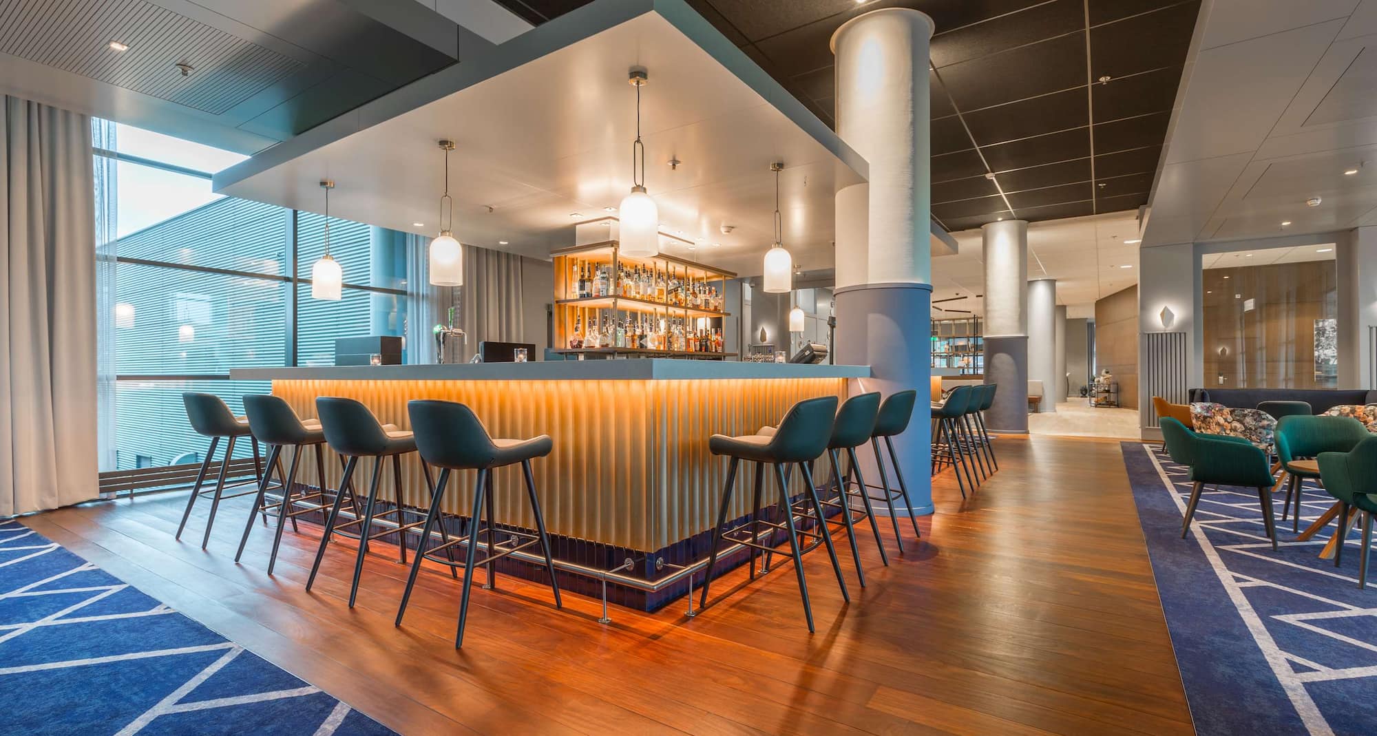 Radisson Blu Hotel Amsterdam Airport - Bar en lounge OTIUM