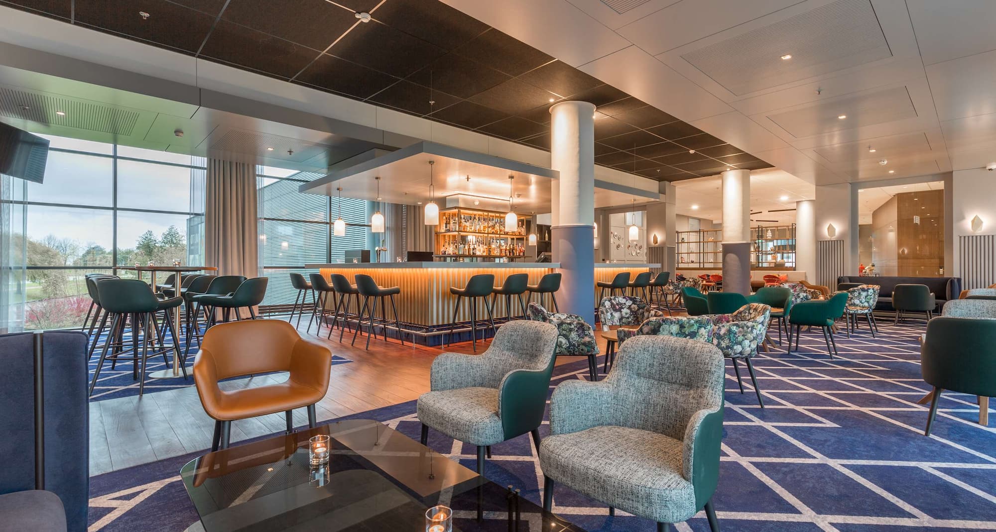 Radisson Blu Hotel Amsterdam Airport - Bar en lounge OTIUM