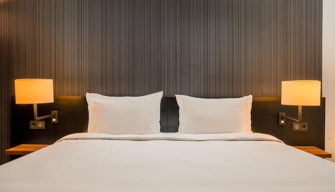 Radisson Blu Hotel Amsterdam Airport, Schiphol - Standard Room King Bed