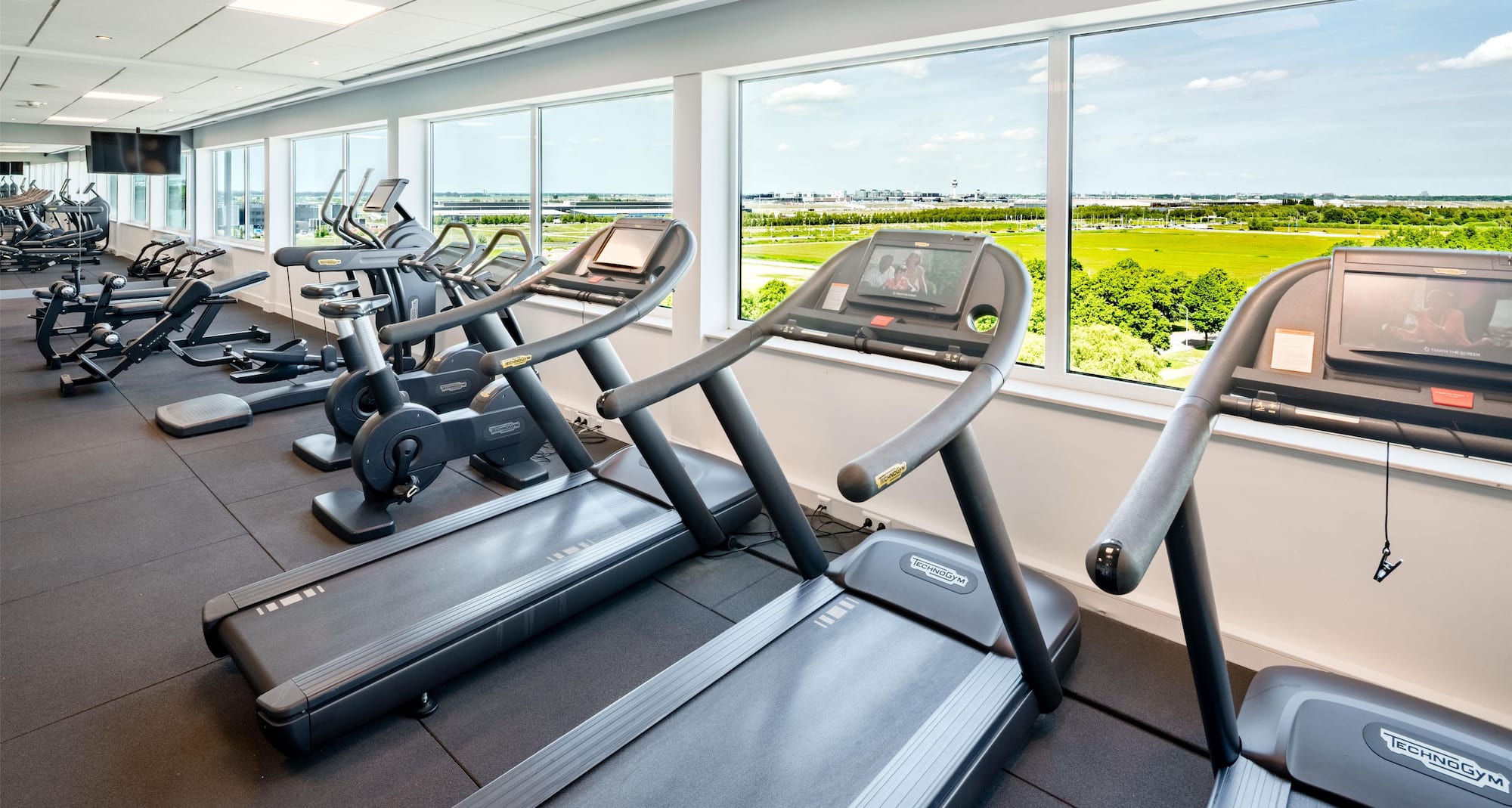 Radisson Blu Hotel Amsterdam Airport, Schiphol - Gym Cardio Section
