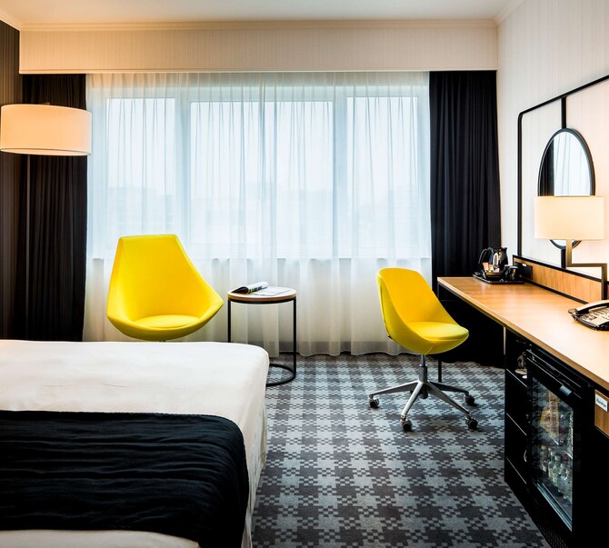 Hotel Rooms & Suites - Radisson Blu Amsterdam Airport