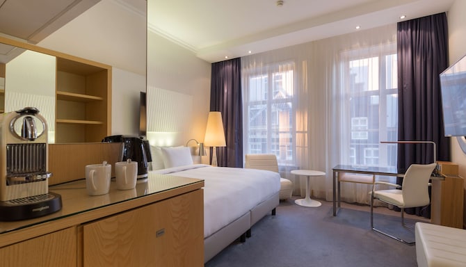 Radisson Blu Hotel, Amsterdam - Guest room