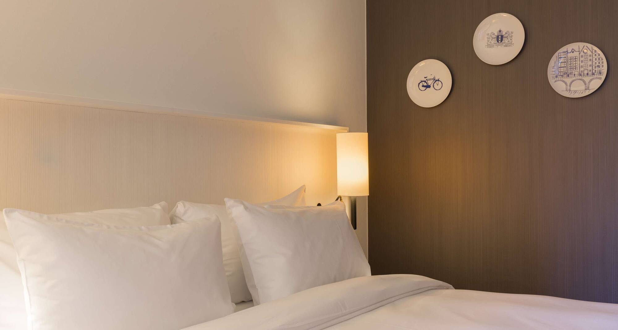 Radisson Blu Hotel, Amsterdam City Center - Standard King Room "Golden Age"