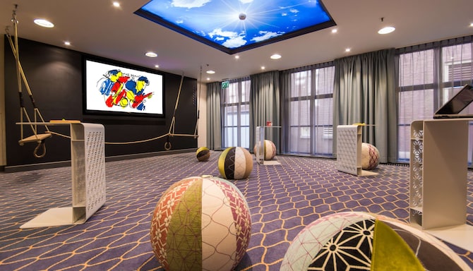 Radisson Blu Hotel, Amsterdam - Batavia - Brain Box