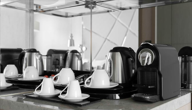 Radisson Blu Hotel and Convention Centre, Riyadh Minhal - وسيلة ترحيب وحُسن استقبال داخل غرفة ضيوف