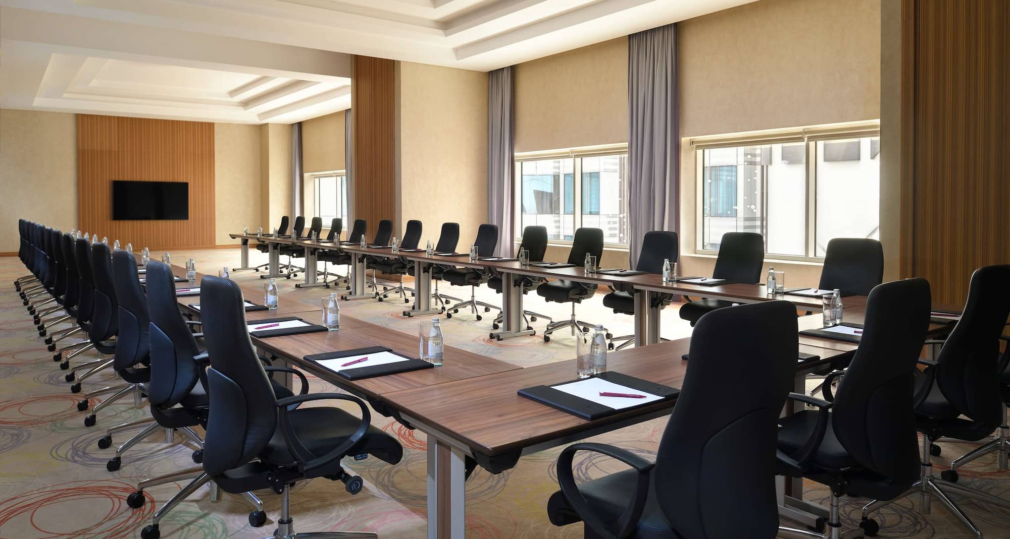 Radisson Blu Hotel and Convention Centre, Riyadh Minhal - Al Hada Meeting Room