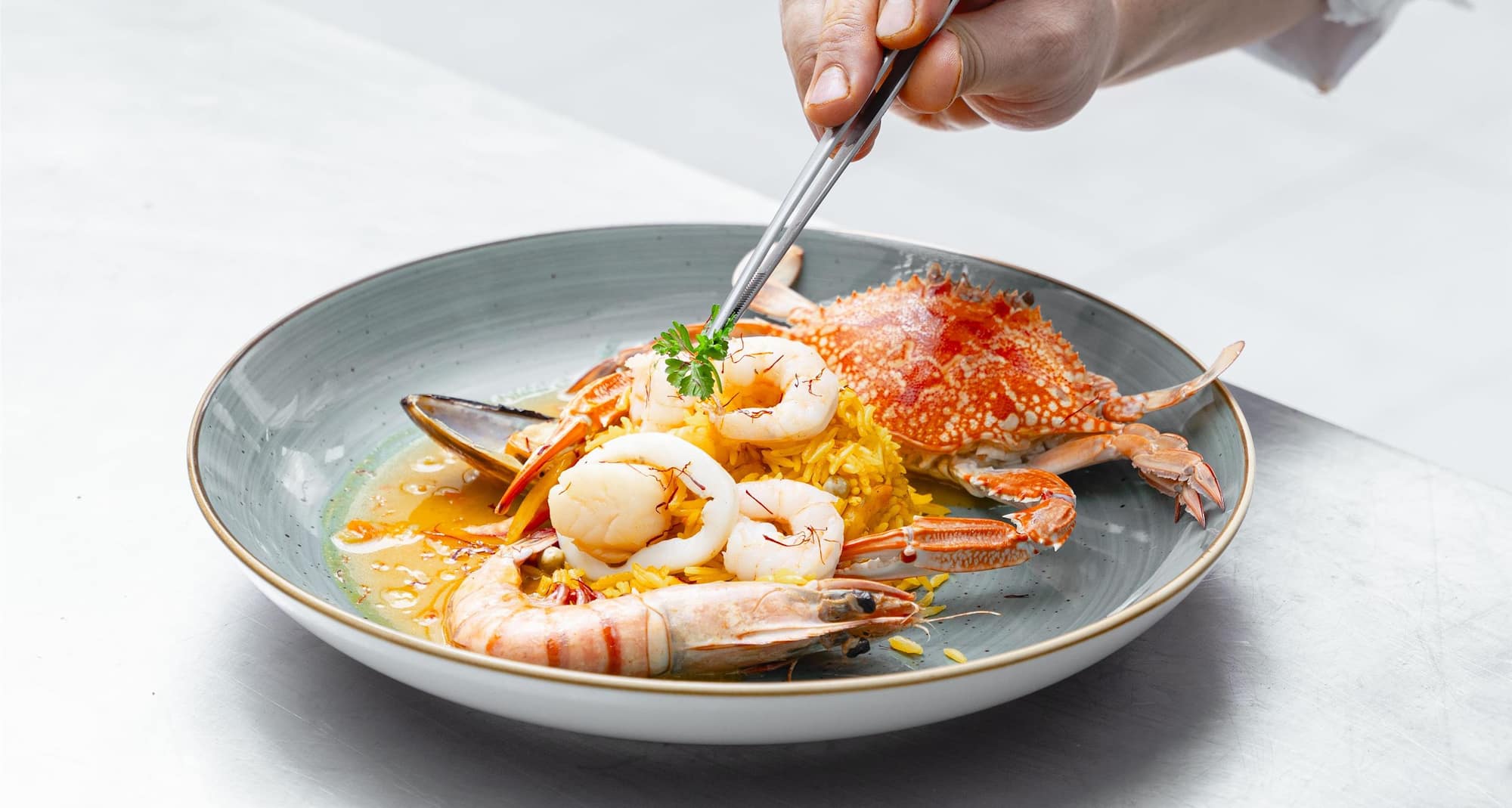 Radisson Blu Hotel and Convention Centre, Riyadh Minhal - Indulge your tastebuds in a feast from the East to the West