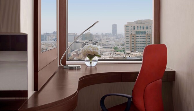 Radisson Blu Hotel and Convention Centre, Riyadh Minhal - منظر من الجناح