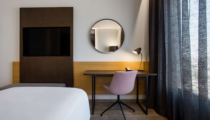 Radisson Blu Hotel, Antananarivo Waterfront - Premium Room Twin Bed