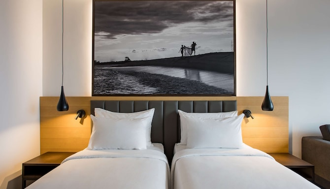 Radisson Blu Hotel, Antananarivo Waterfront - Superior Room Waterfront View Twin Bed