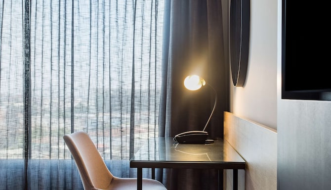 Radisson Blu Hotel, Antananarivo Waterfront - Superior Room One King Bed