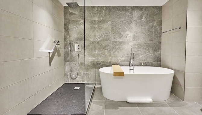 Radisson Blu Hotel, Antananarivo Waterfront - Люкс ванна