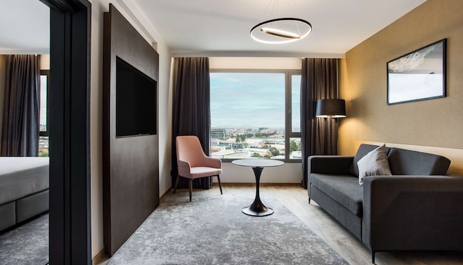 Radisson Blu Hotel, Antananarivo Waterfront - Junior Suite One King Bed