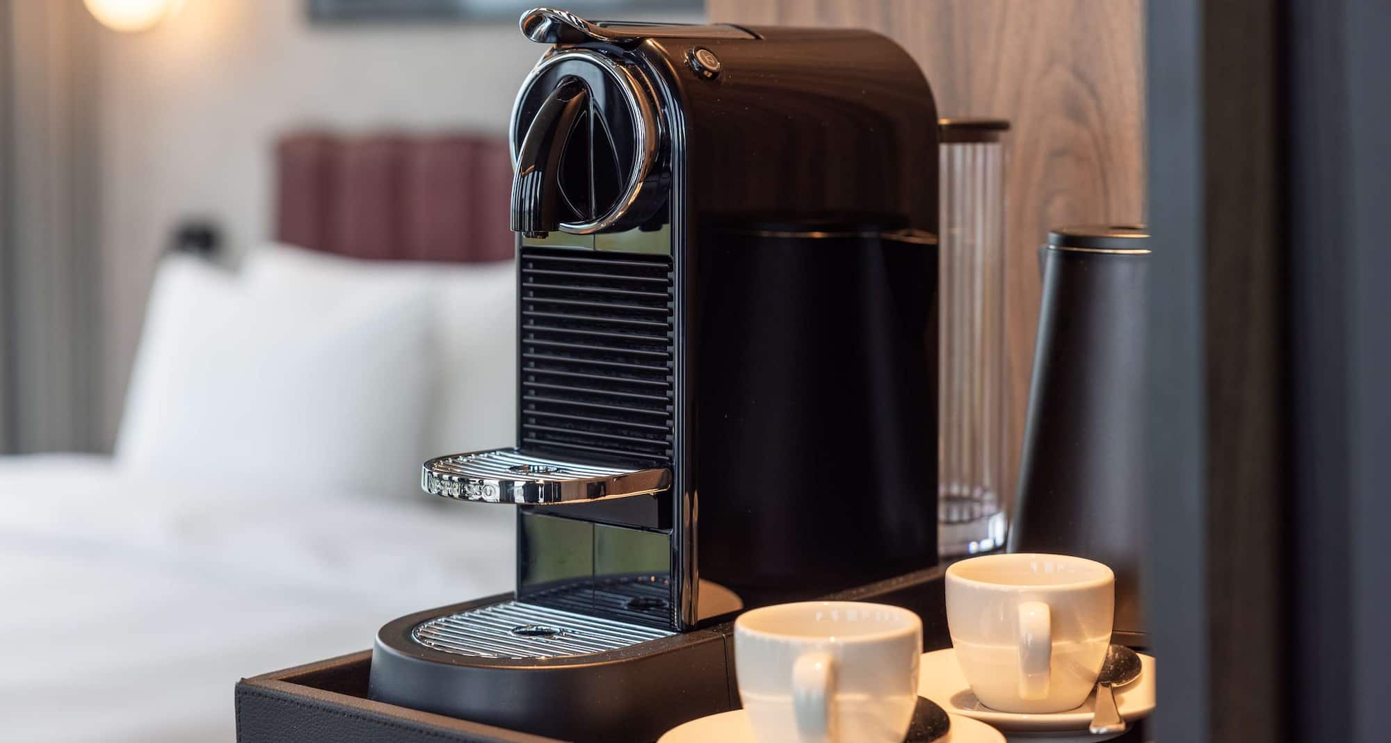 Radisson Blu Hotel at Porsche Design Tower Stuttgart - Premium Room