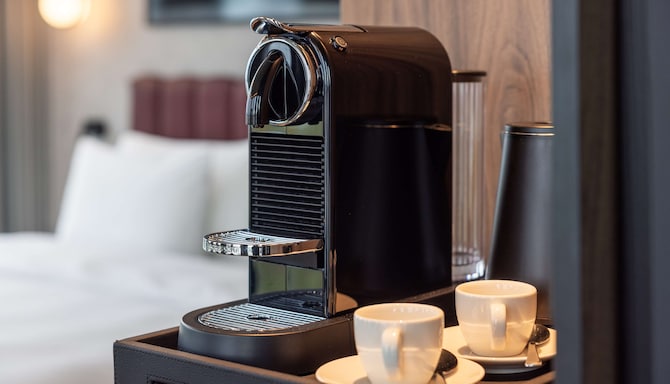 Radisson Blu Hotel at Porsche Design Tower Stuttgart - Hotellrum