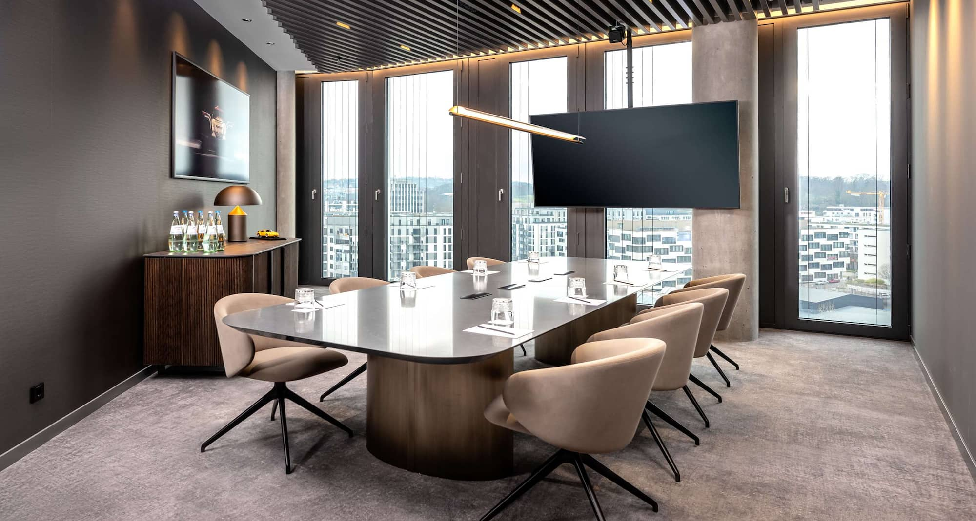 Radisson Blu Hotel at Porsche Design Tower Stuttgart - Meetingroom Boxter