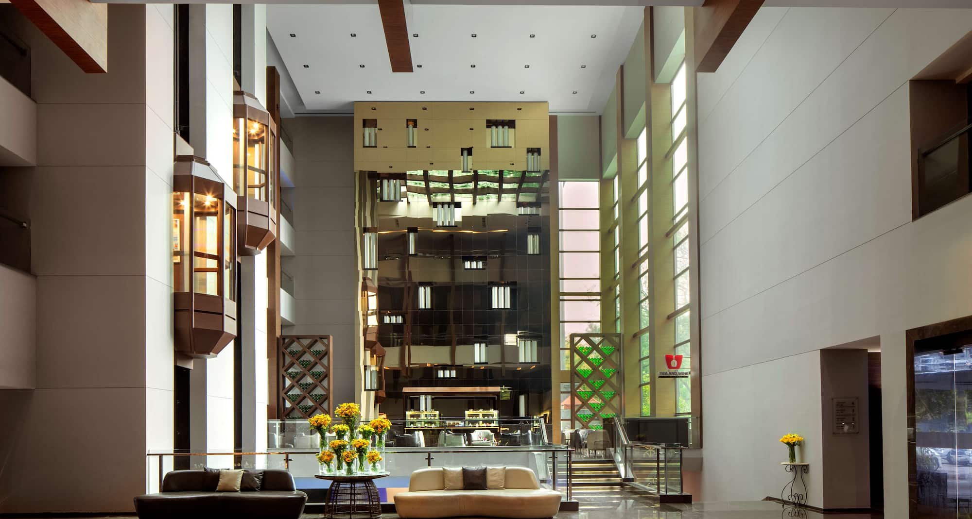 Radisson Blu Atria Bengaluru - Lobby