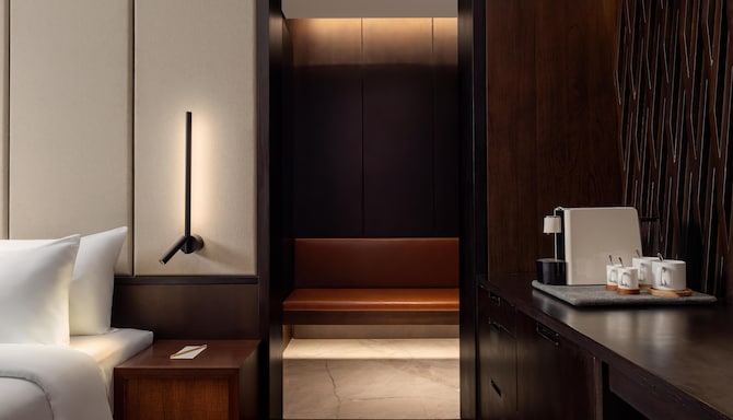 Radisson Blu Hotel, Bali Uluwatu - Deluxe Room with Balcony Jungle View