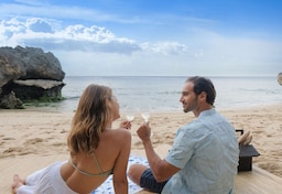 Radisson Blu Hotel, Bali Uluwatu - Couple on Beach