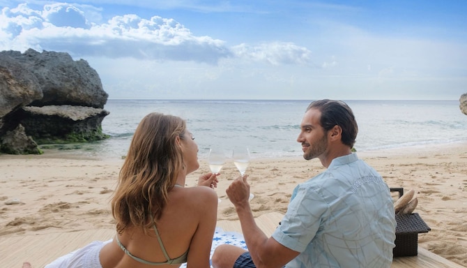 Radisson Blu Bali Uluwatu - Couple on Beach