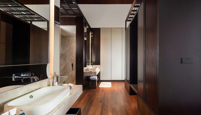 Radisson Blu Hotel, Bali Uluwatu - Suite Bad