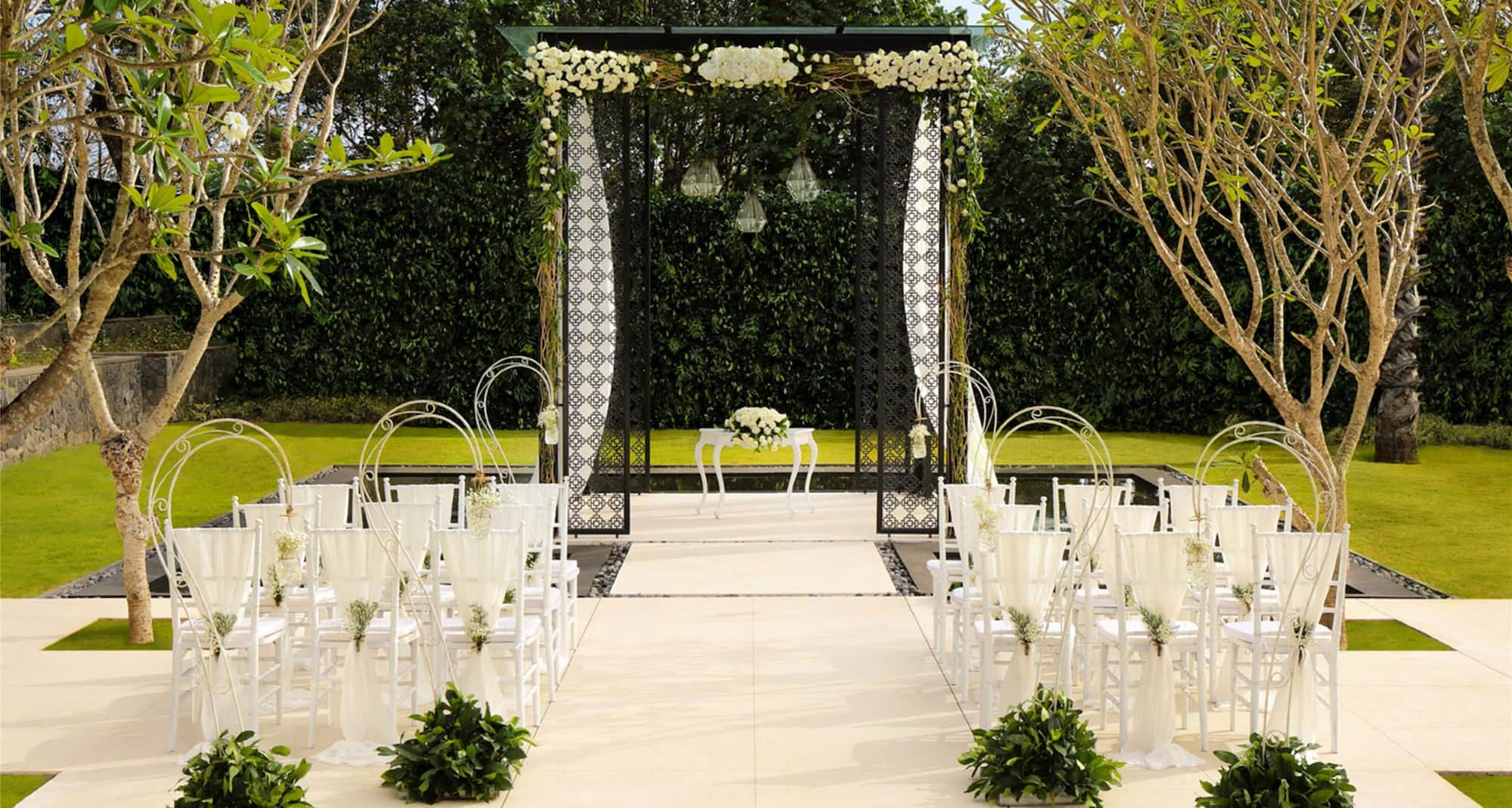 Radisson Blu Hotel, Bali Uluwatu - Garden Wedding Venue