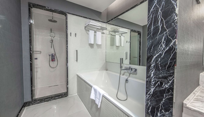 Radisson Blu Hotel, Batumi - Premium Room sea view