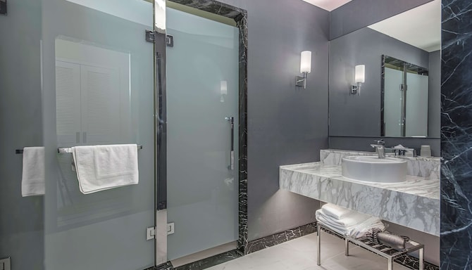 Radisson Blu Hotel, Batumi - Standard room Sea view