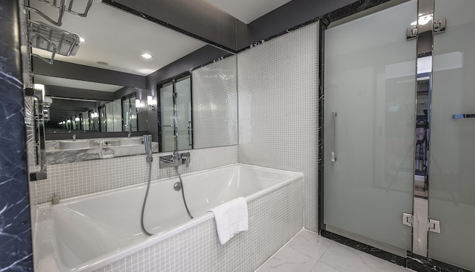 Radisson Blu Hotel, Batumi - Family Room