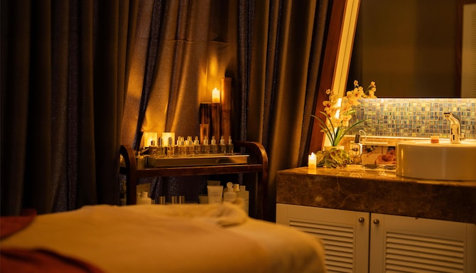 Radisson Blu Hotel, Batumi - Anne Semonin Spa