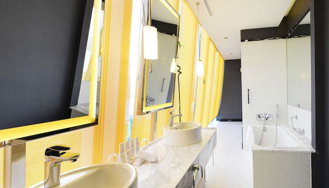 Radisson Blu Hotel, Batumi - Guest room