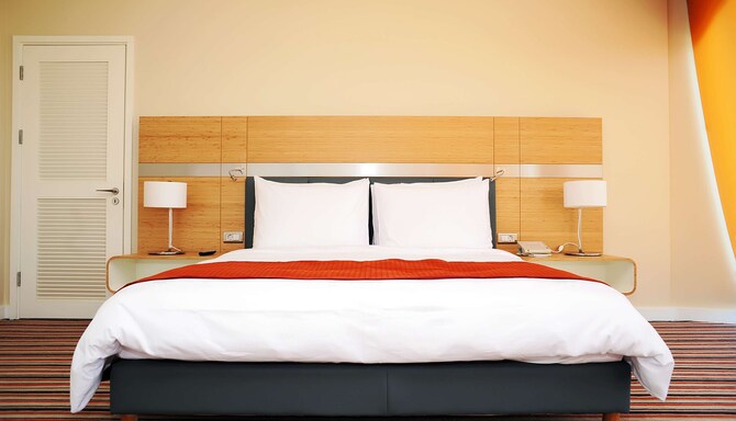 Radisson Blu Hotel, Batumi - Suite bedroom