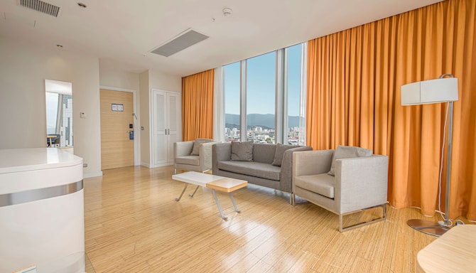 Radisson Blu Hotel, Batumi - Family Suite- Sea view