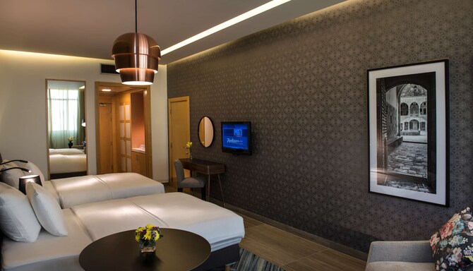 Radisson Blu Hotel, Beirut Verdun - غرفة الضيوف