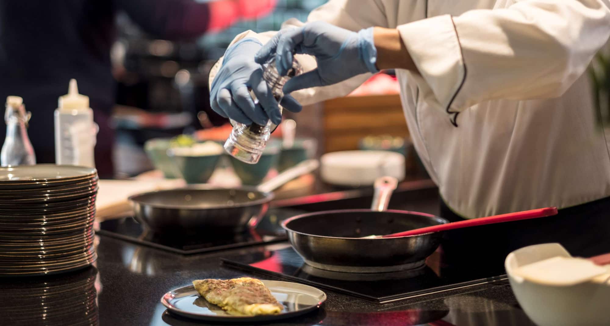 Radisson Blu Hotel, Beirut Verdun - Cook House Restaurant