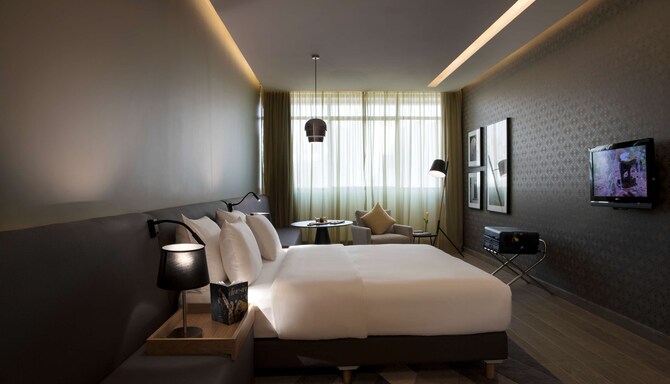 Radisson Blu Hotel, Beirut Verdun - Suite Bedroom