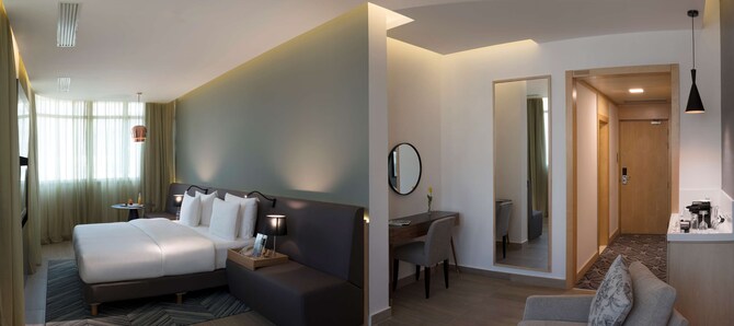 Radisson Blu Hotel, Beirut Verdun - جناح